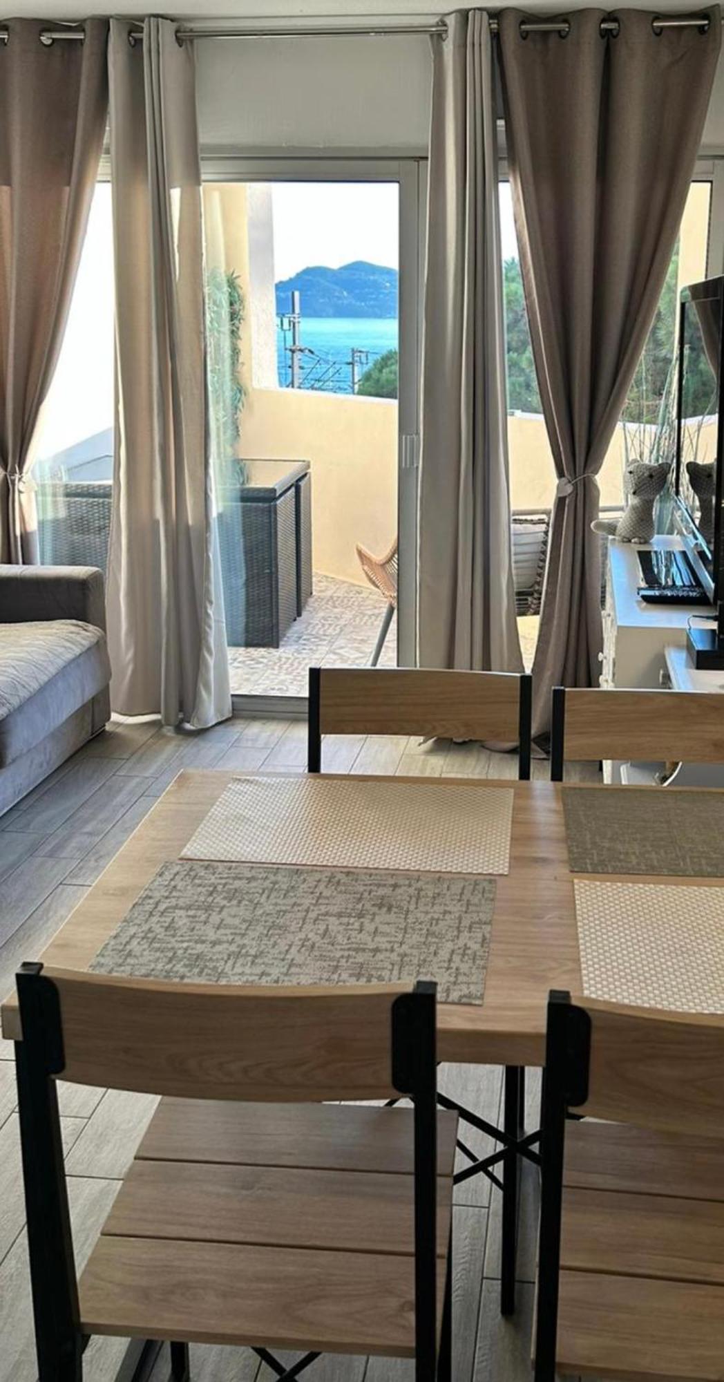 Joli 2 Pieces Aux Pieds Des Plages Cannes Exterior foto