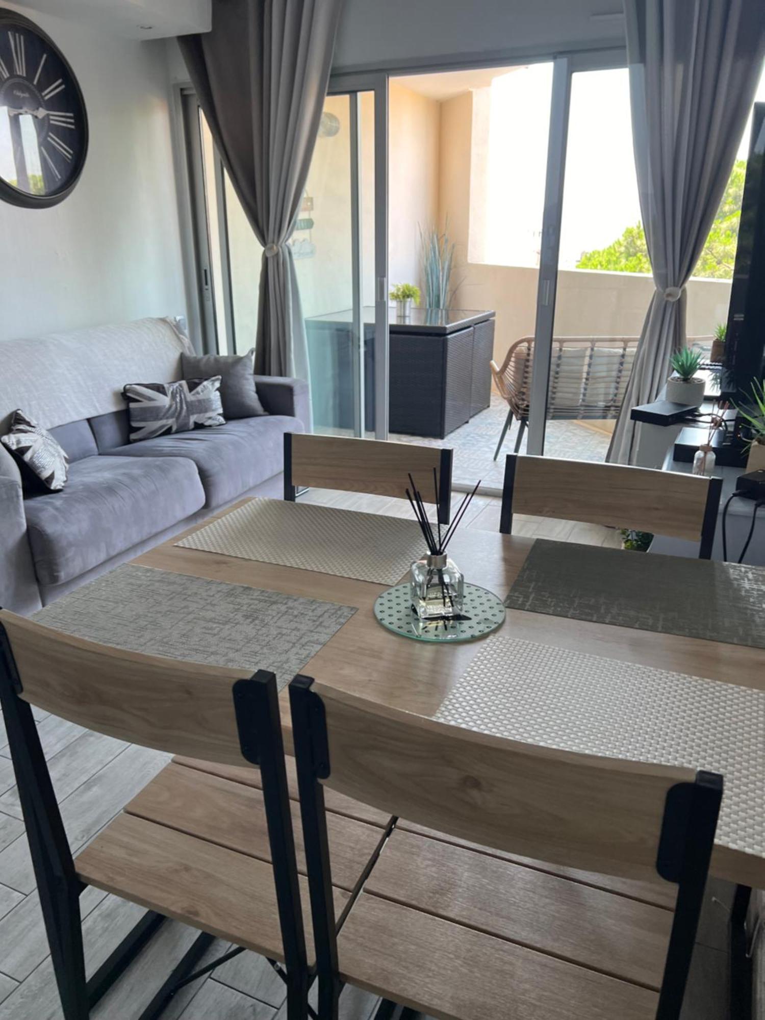 Joli 2 Pieces Aux Pieds Des Plages Cannes Exterior foto